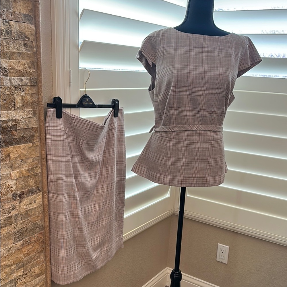 Ann Taylor Pink Knee-Length Pencil Dress for Work